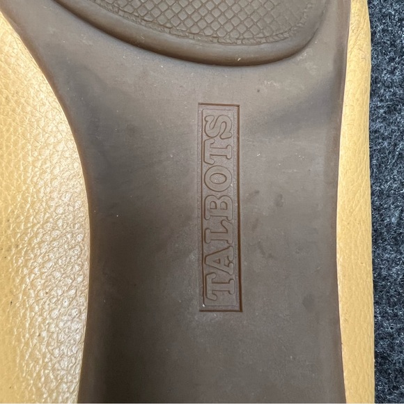 Talbots Leather Penny Loafer - size 8 1/2M - Picture 8 of 8